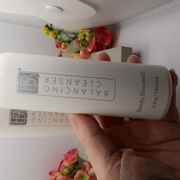 Beauty Bioscience The Balance Balancing Cleanser (set of 2 for total 12 oz) - Picture 2 of 5